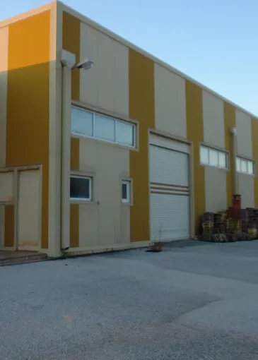 Business spaces for sale in Drama